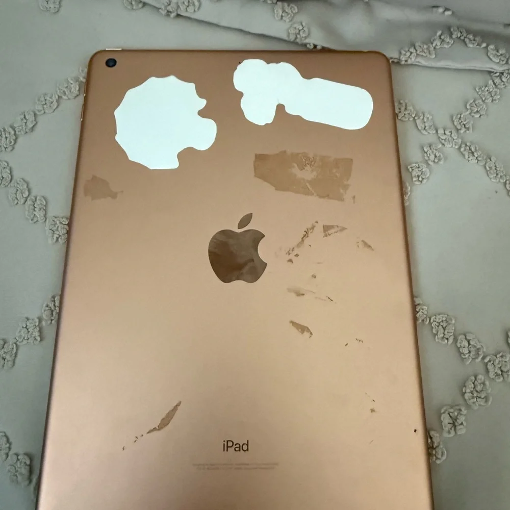 Apple Gold iPad Sleek Design and Premium Finish